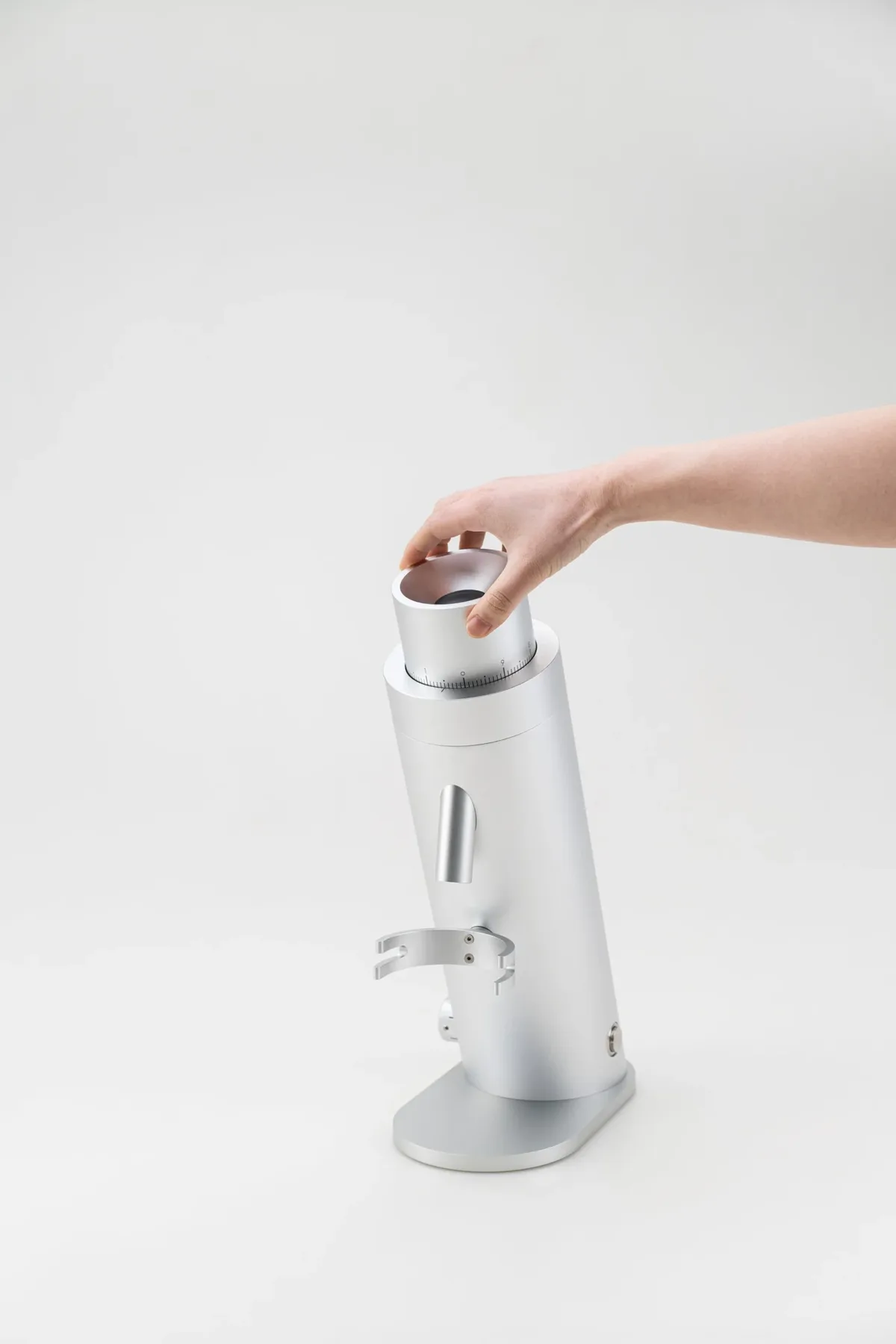 Lagom P64 — LAGOM P64 Flat Burr Grinder — OPTION-O